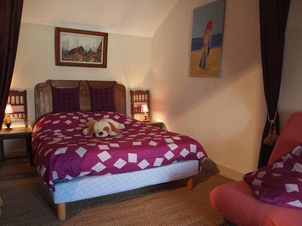 Chambres Et Tables D'Hotes A L'Auberge Touristique Meuvaines 외부 사진