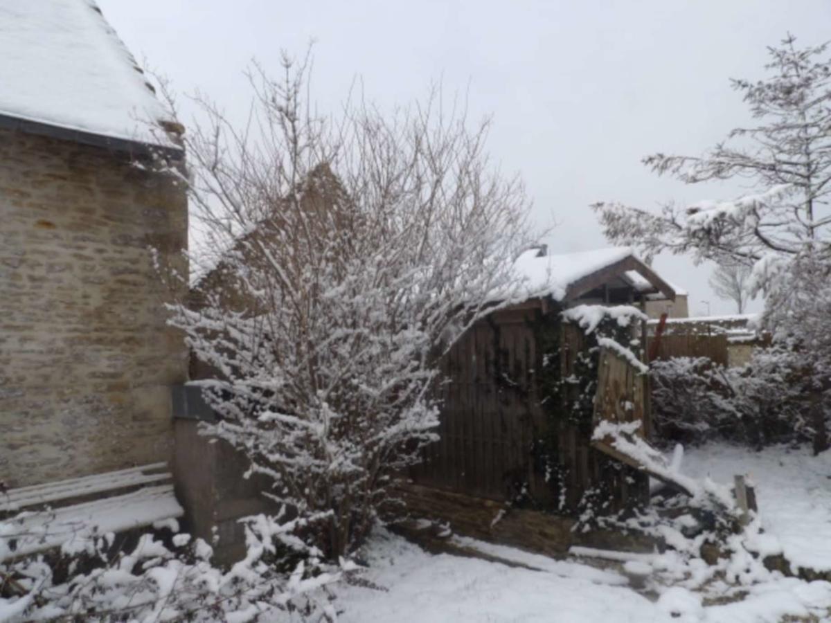 Chambres Et Tables D'Hotes A L'Auberge Touristique Meuvaines 외부 사진